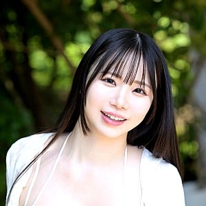 Komomo Koikawa