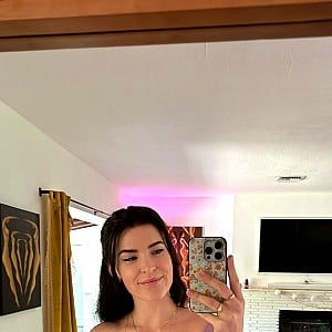 Kristen Michaela