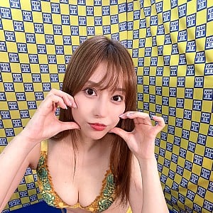 Kurumi Momose