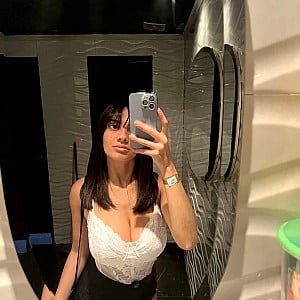 Kylie Cruz