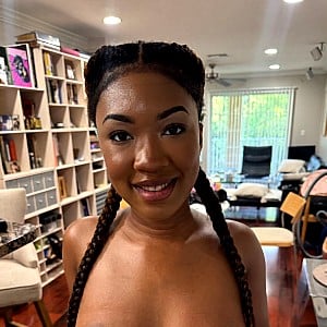 Lana Gee