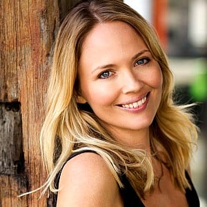 Lara Cox