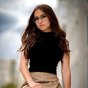 Lara Loony