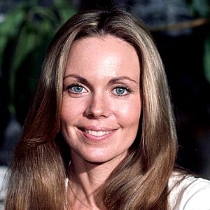 Lara Parker