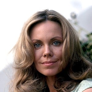 Lara Parker