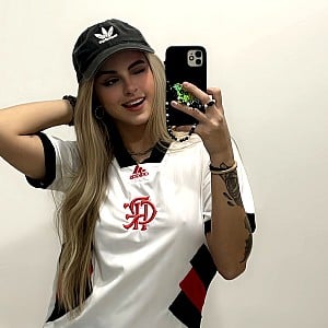 Larissa Gomes