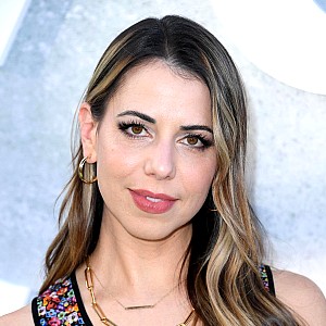 Laura Bailey (Voice Actress)