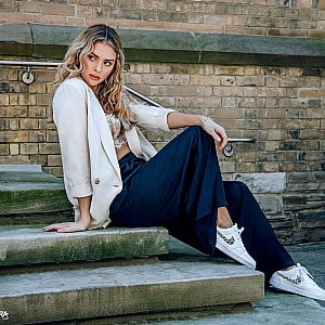 Laura Christie