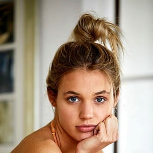 Laura DeWit