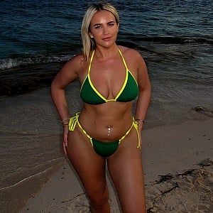 Laura Gold