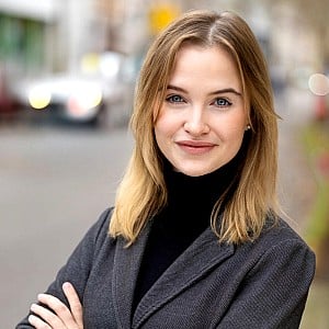 Laura Hahn