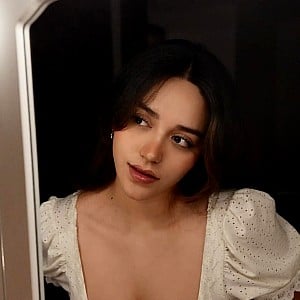 Laura Hayek