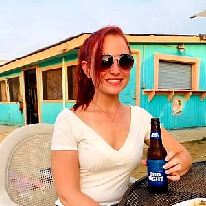 Laura Ivey