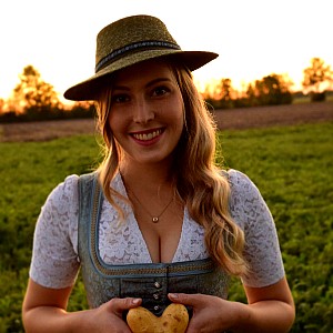Laura Katharina Anneser