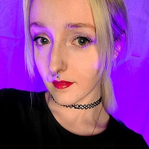 Laura Lemurex