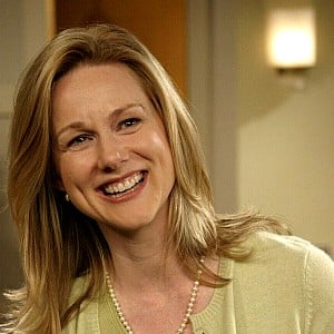 Laura Linney
