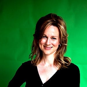 Laura Linney
