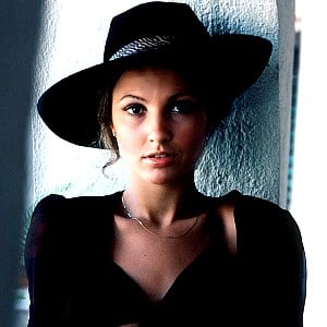 Laura Lyons