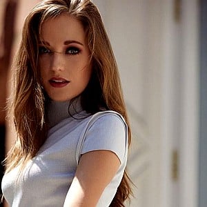 Laura Osnes