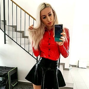 Laura Paradise