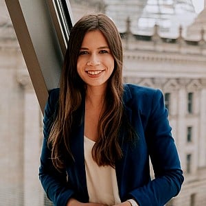 Laura Schieritz