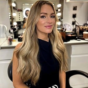 Laura Woods