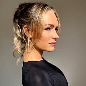 Laura Woods