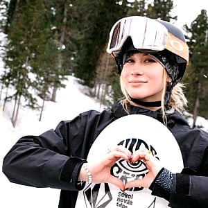 Laura Zaveska