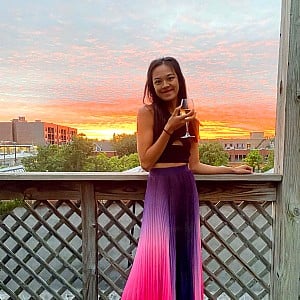 Laura Zeng