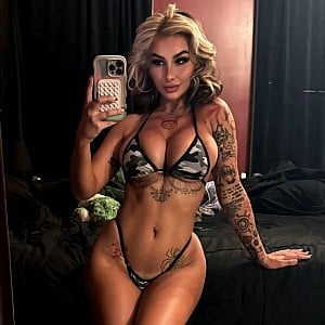 Lauren Hunt