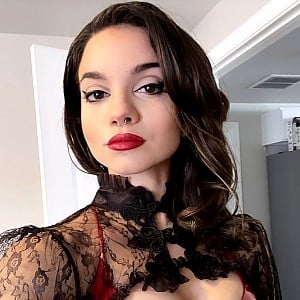 Lauren Lavera