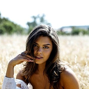 Lauren Searle