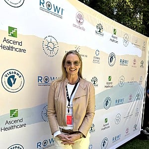 Laurie Dhue