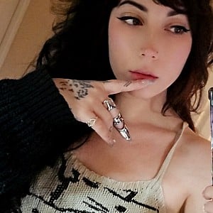 Layna Lazar