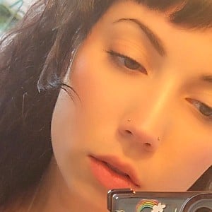 Layna Lazar