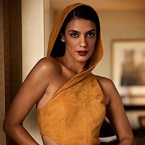 Laysla De Oliveira