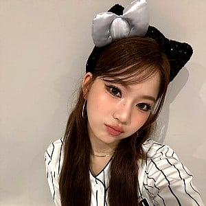 Lee Chae-young (STAYC)