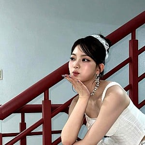 Lee Chae-young (STAYC)