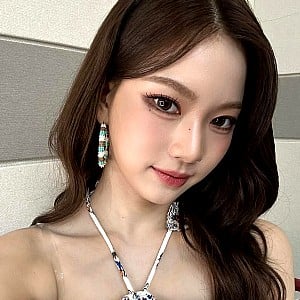 Lee Chae-young (STAYC)