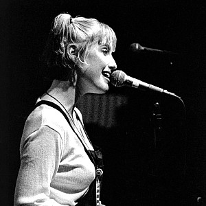 Leigh Nash
