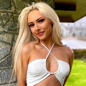 Leila Ecker