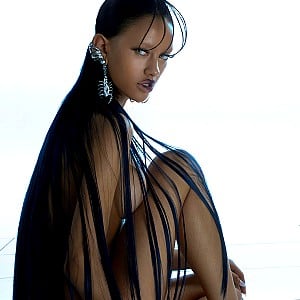 Leona Wong
