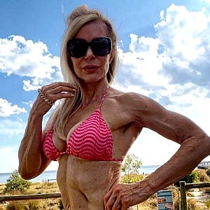 Lesley Maxwell