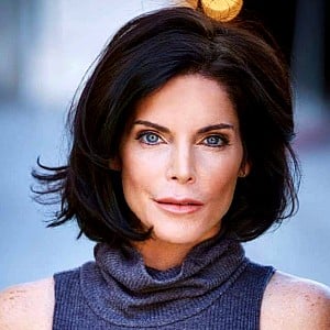 Lesli Kay