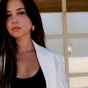Leslie (singer)