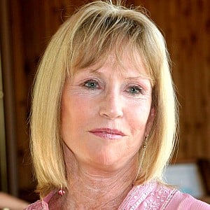 Leslie Charleson