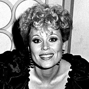 Leslie Easterbrook