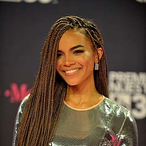 Leslie Grace