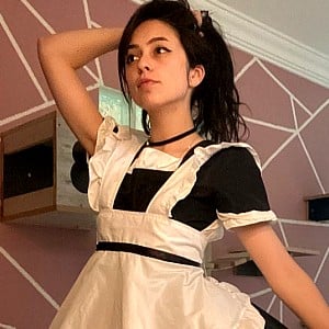 Leticia Shirakiin