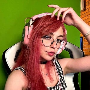 Leticia Shirakiin